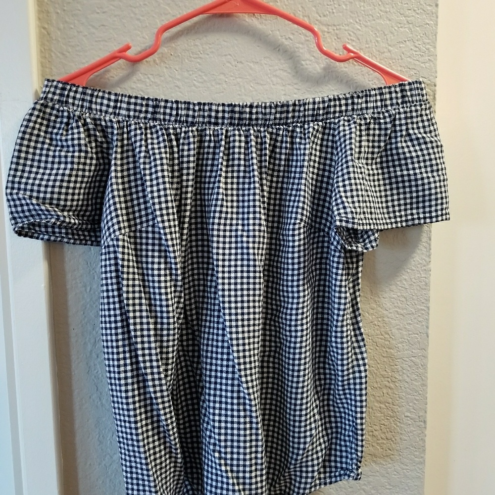 Mossimo Gingham Off Shoulder Top - Never Worn
